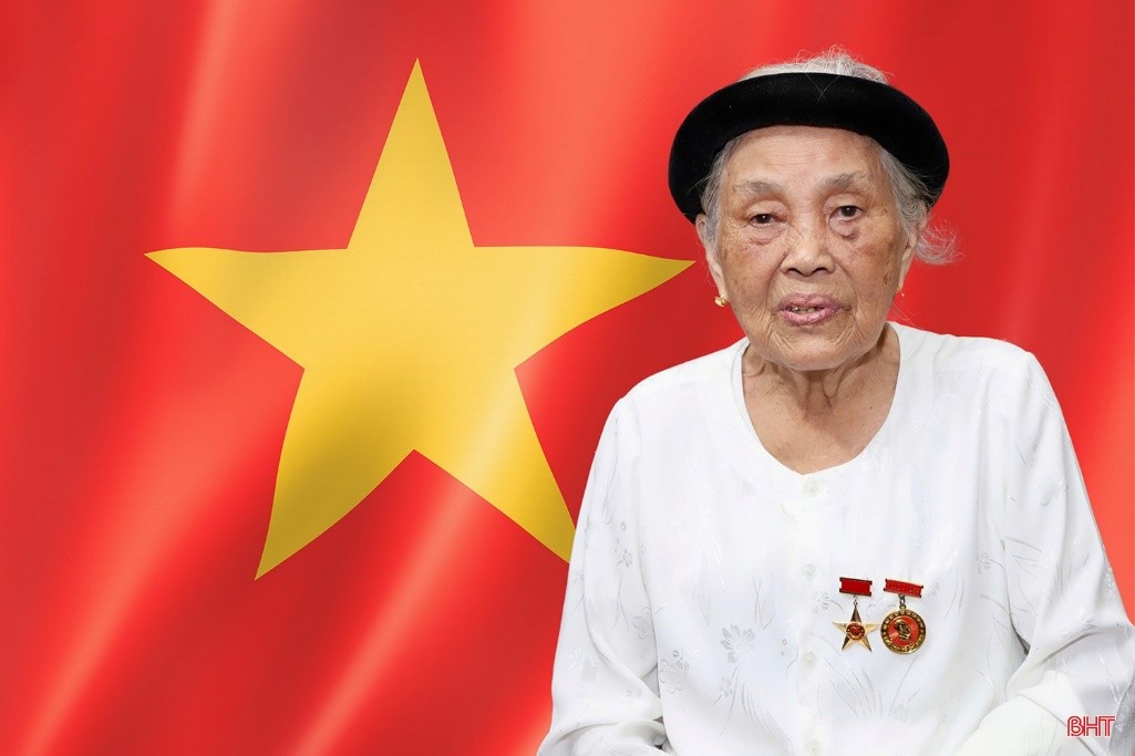 MẸ VIỆT NAM ANH HÙNG TRẦN THỊ HUYẾN