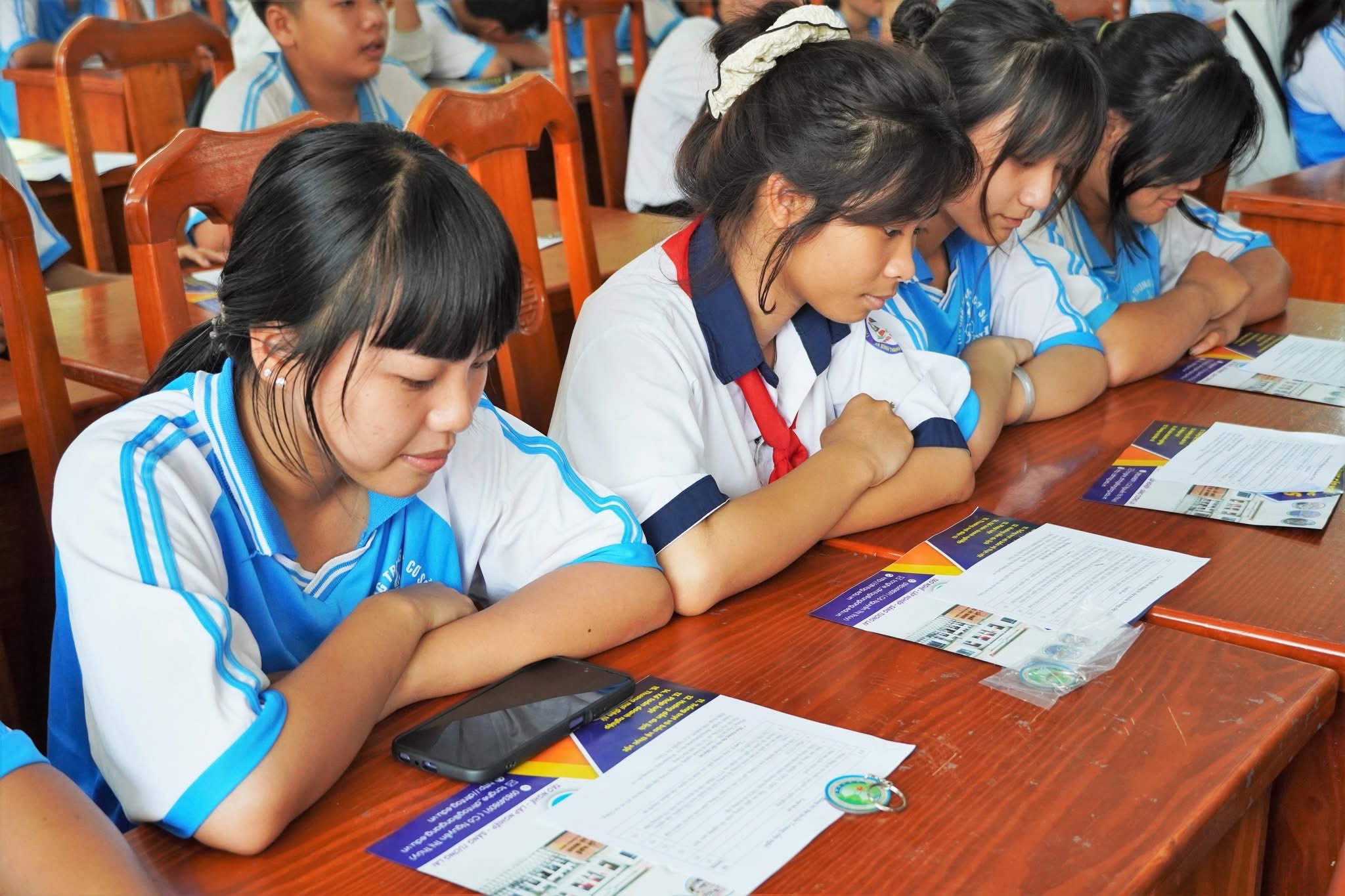 Tuyên truyền Kỷ niệm 72 năm Ngày Chiến thắng Điện Biên Phủ