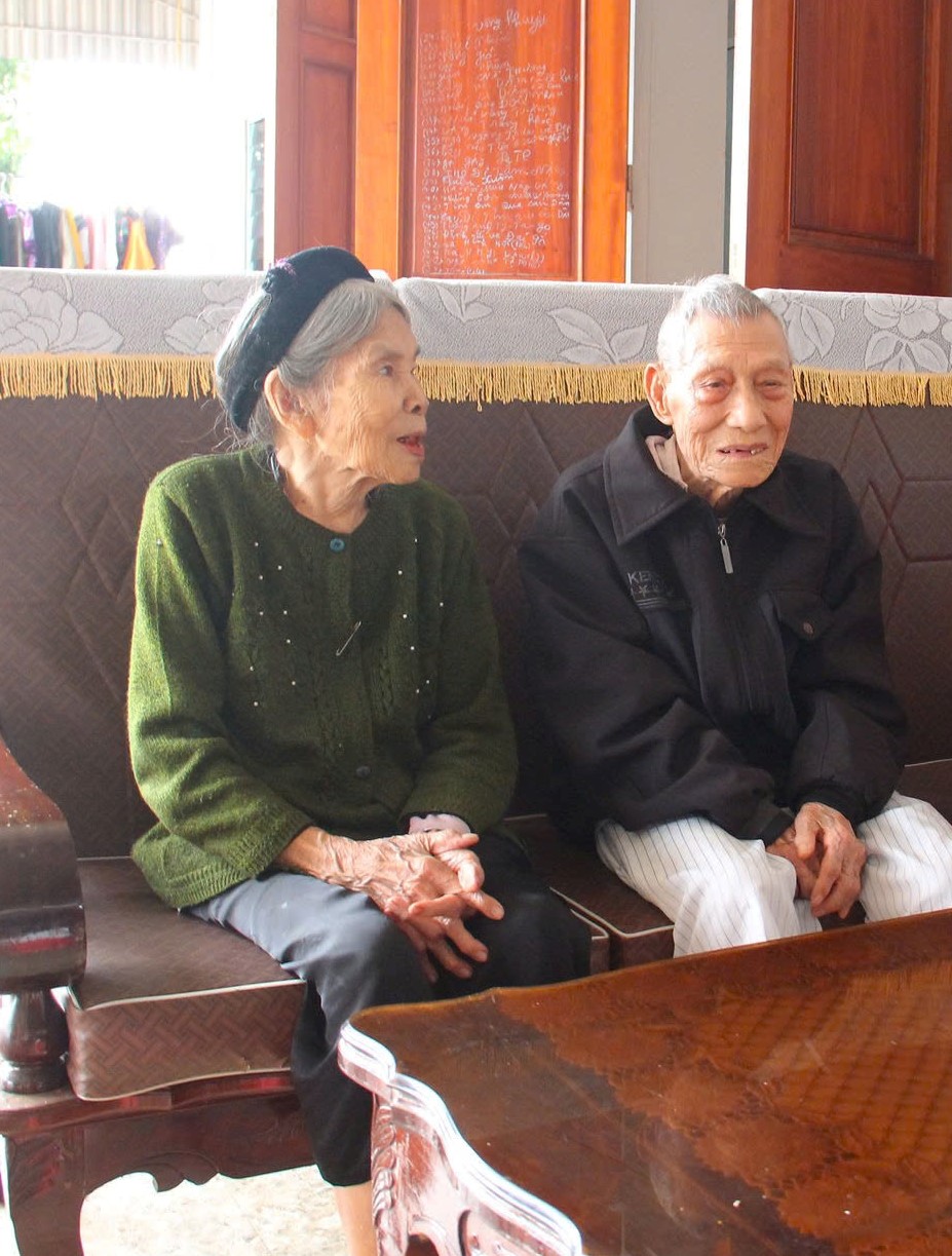 "Thời hoa lửa đã lùi xa, nhưng những tấm gương anh hùng vẫn mãi là ngọn lửa truyền cảm hứng cho các thế hệ hôm nay. Một trong những tấm gương tiêu biểu ấy là AHLLVT Chu Văn Mùi."