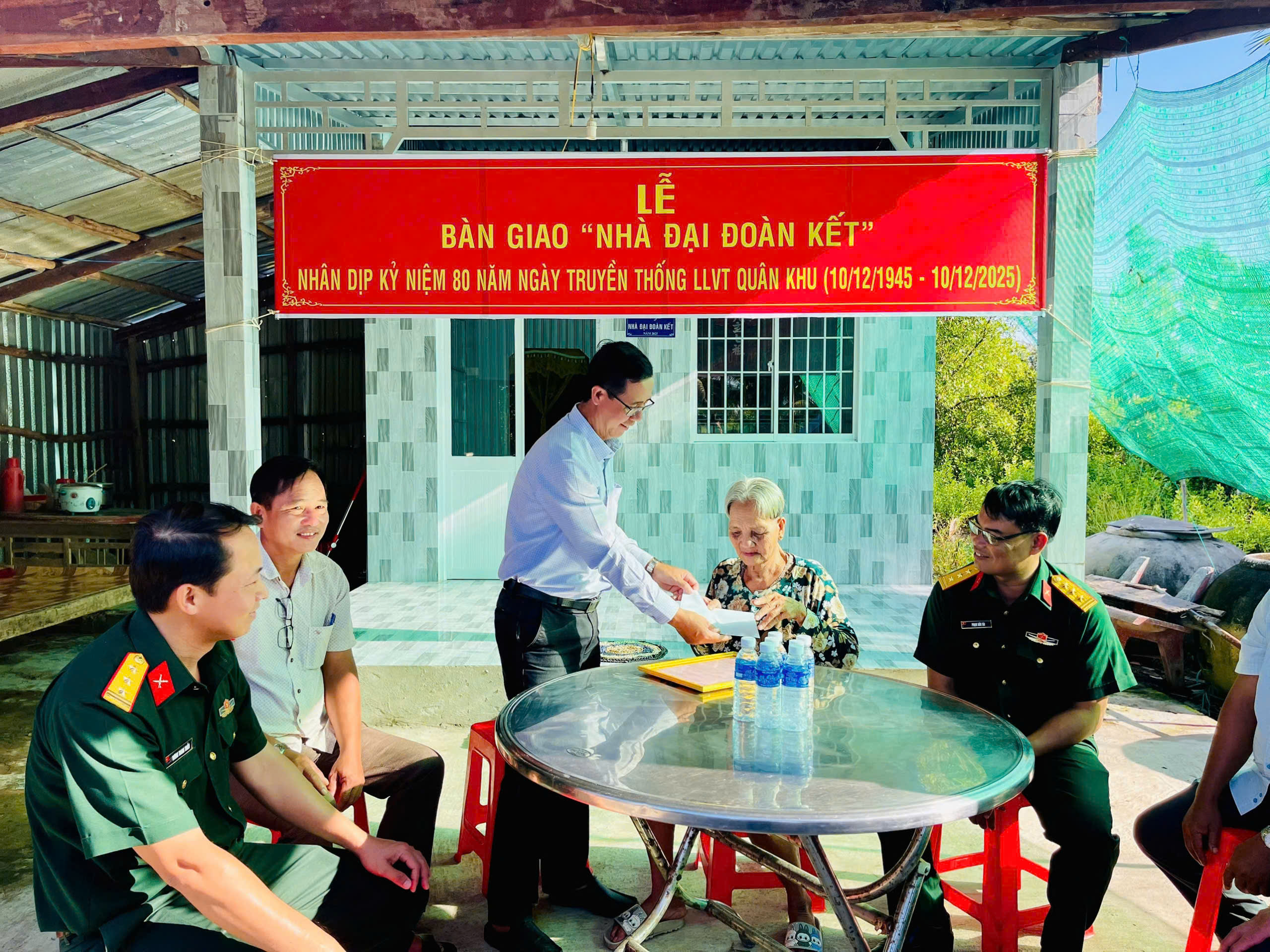 cau chuyen lich su so 53