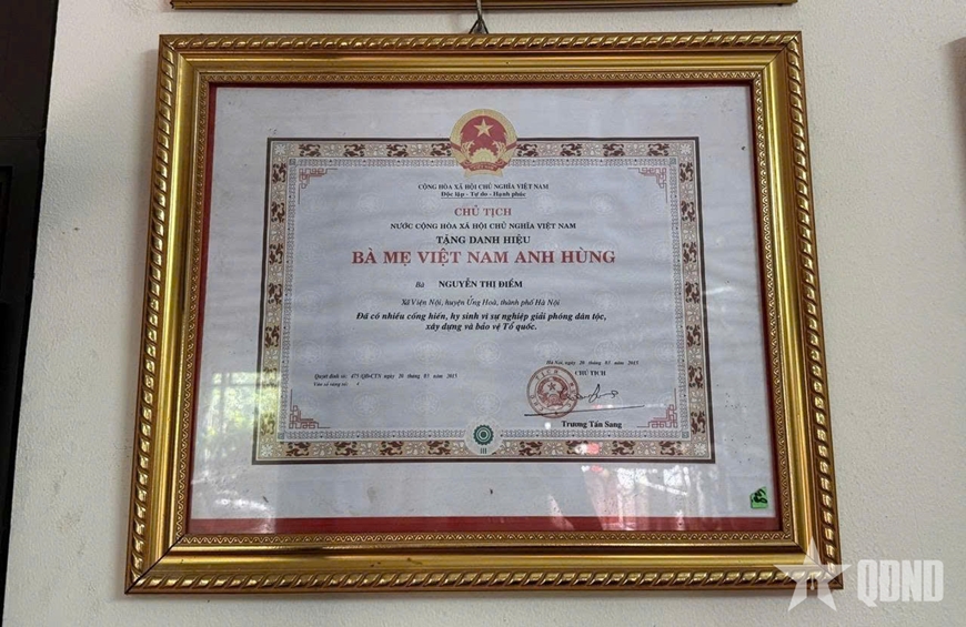 [Đoàn trường THPT Hai Bà Trưng] MẸ VIỆT NAM ANH HÙNG NGUYỄN THỊ ĐIỂM: VỊ THÁNH CỦA LÒNG NHÂN HẬU VÀ BIỂU TƯỢNG VĨ ĐẠI CỦA SỰ HY SINH THẦM LẶNG