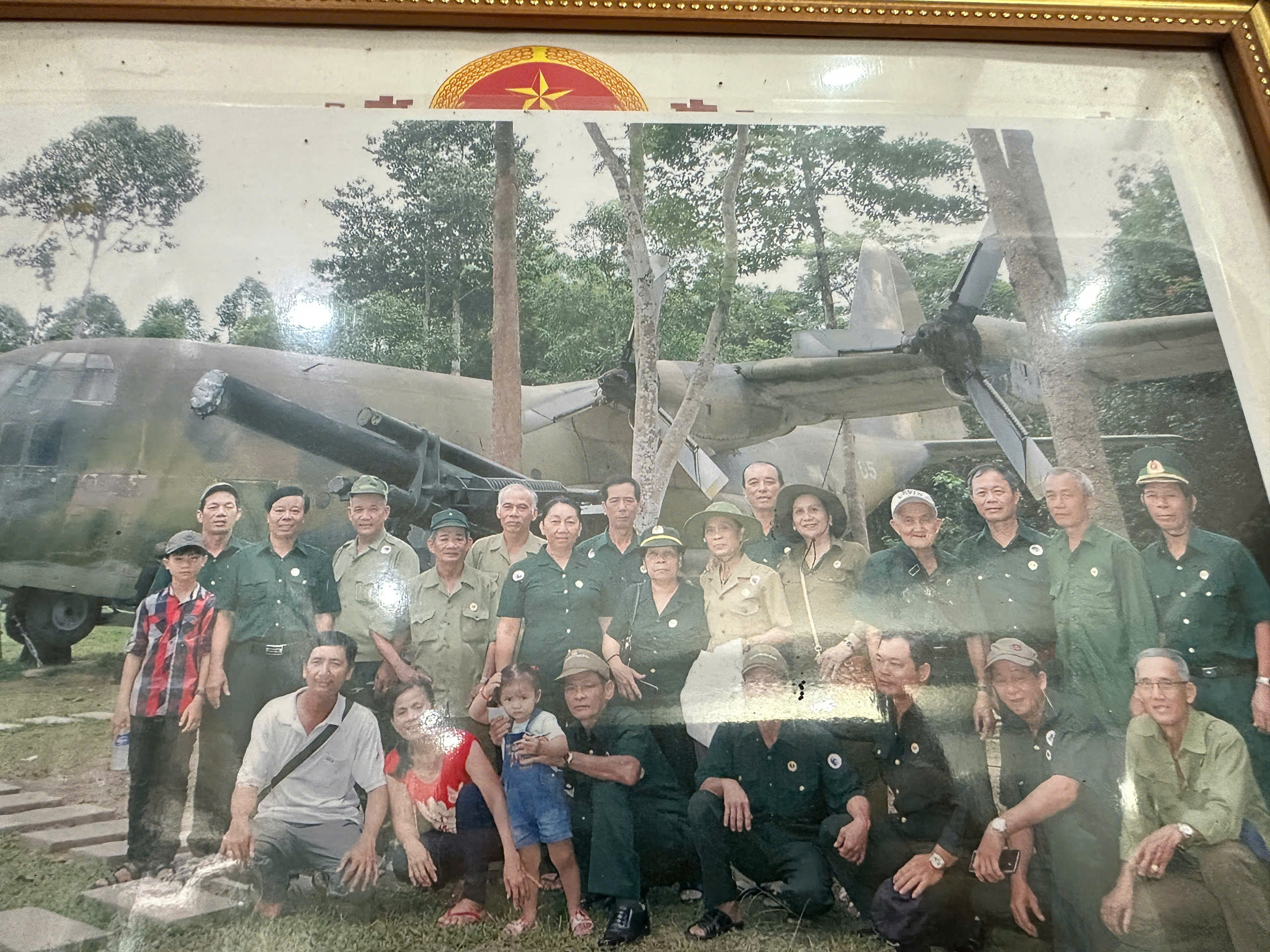 Chàng sinh viên xếp bút nghiên lên đường ra trận - Nguyễn Phúc Hoàng