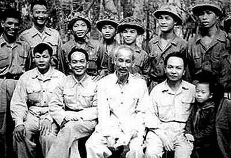 Tên Điện Biên vẫn đỏ rực trong tim người Việt