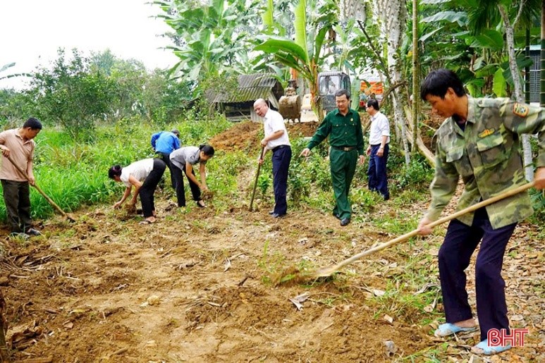 Điểm tựa của lòng dân