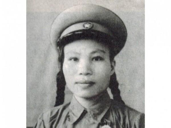 Nữ du kích Nguyễn Thị Chiên-Vang dội Cầu Nghìn