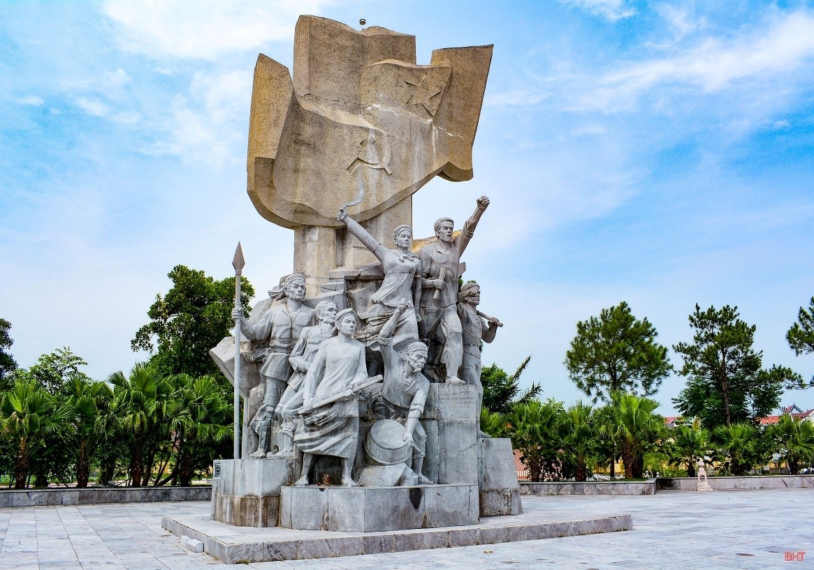 PHẠM THỊ DUNG “BÔNG HỒNG THÉP” TRONG CAO TRÀO CÁCH MẠNG 1930-1931