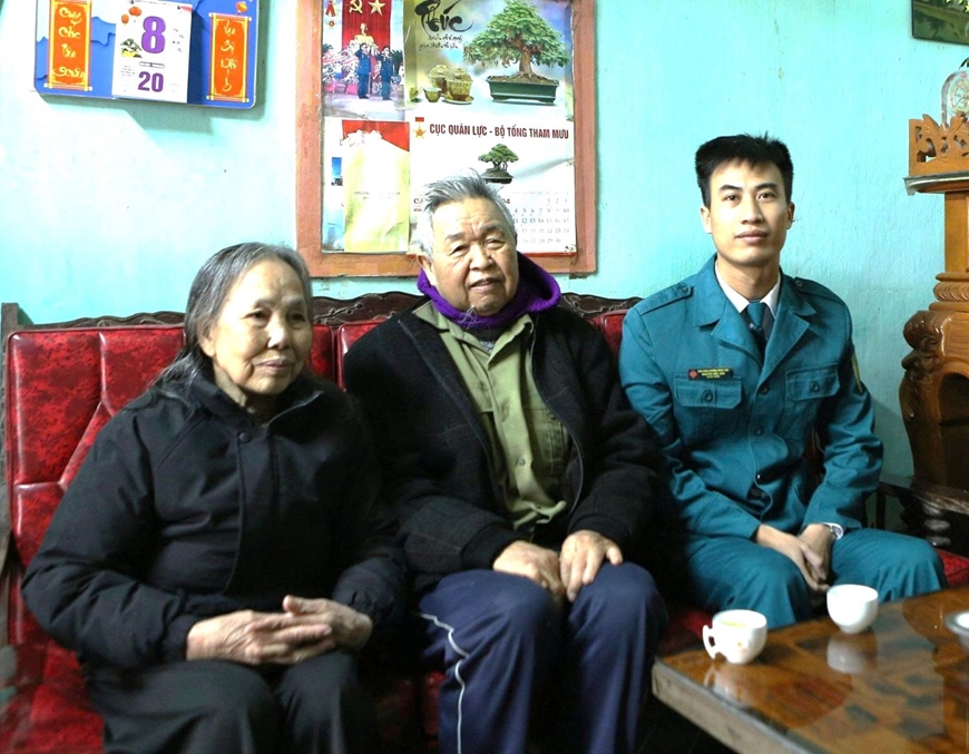 Anh hùng Đỗ Văn Chuyền