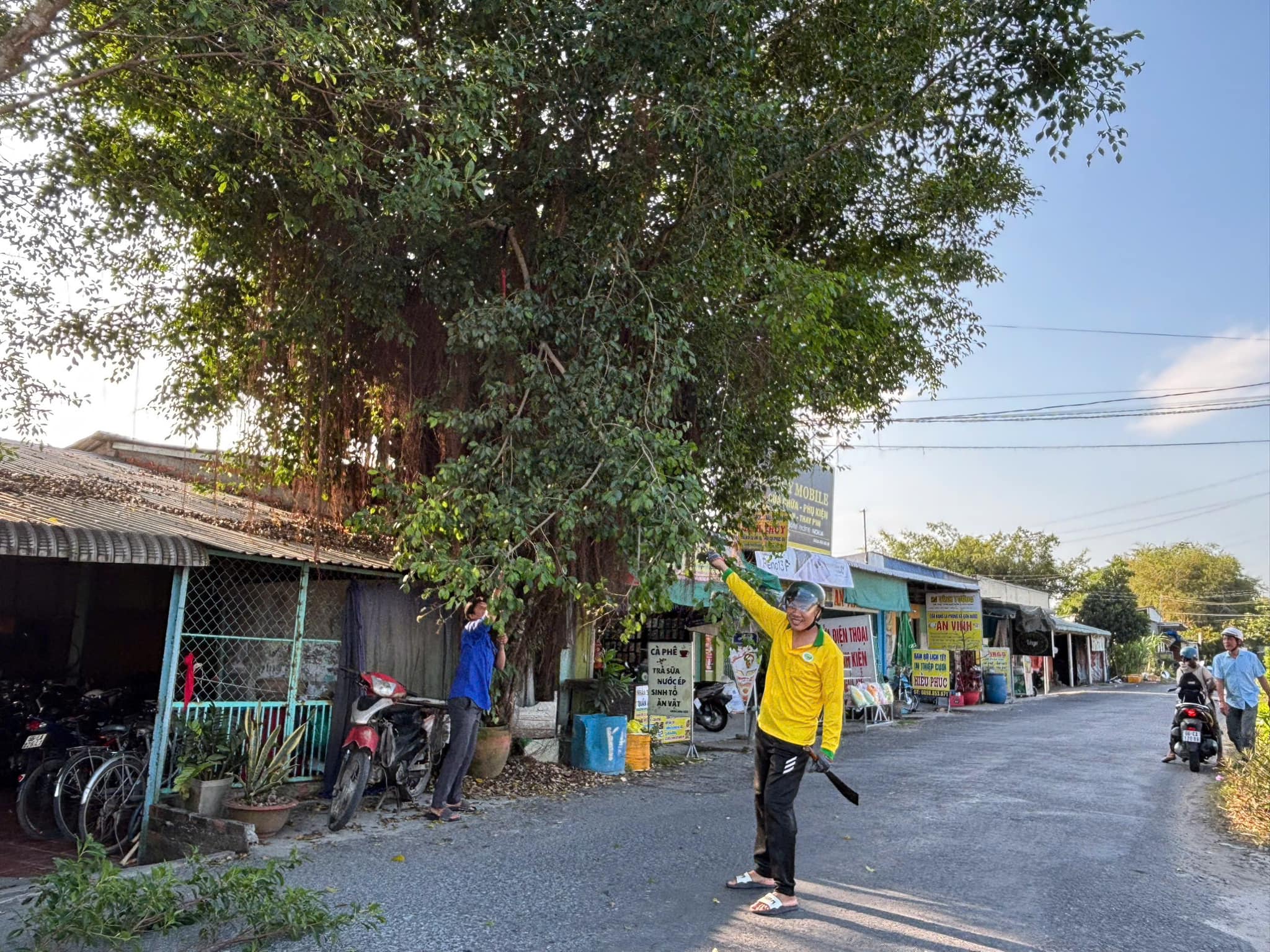 CUỘC SÔNG GIỮA ĐỜI THƯỜNG
