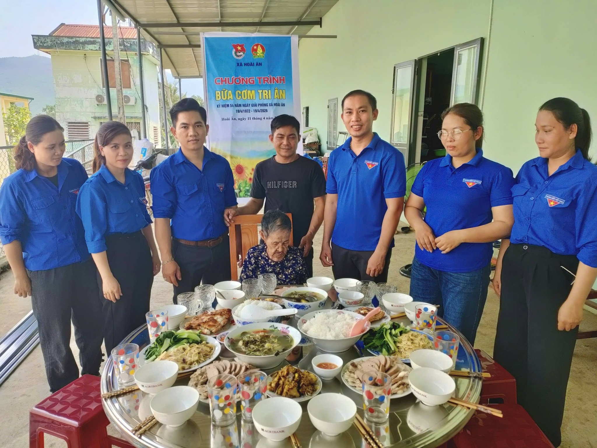 Bữa cơm tri ân