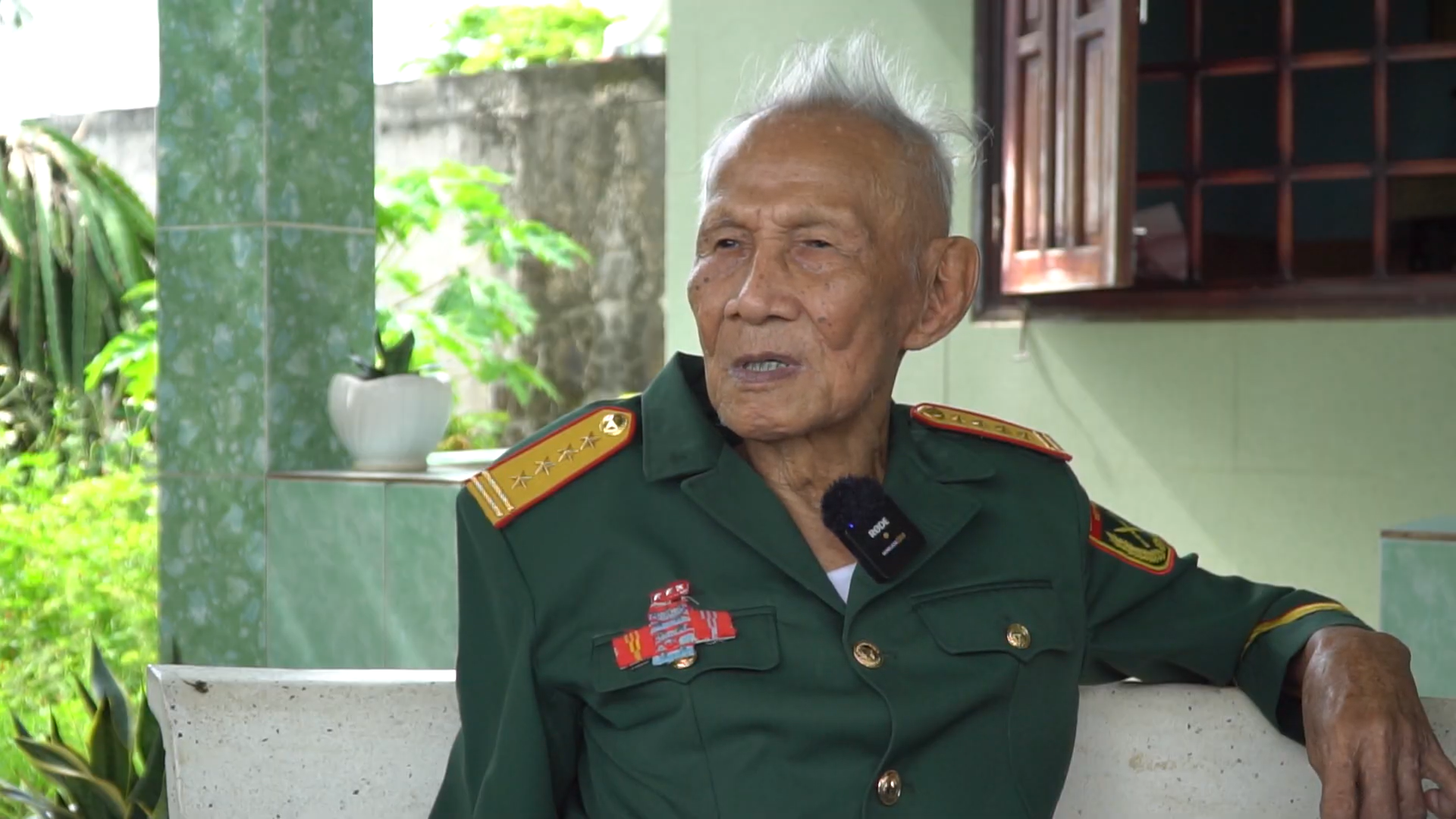 Mẹ Lửa anh hùng