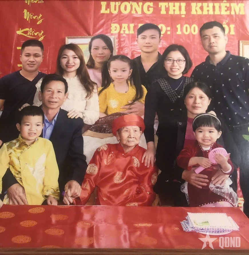 Ngọn lửa niềm tin trong trái tim người mẹ anh hùng