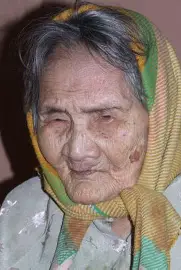 Nguyễn Thị Thứ mẹ anh hùng 