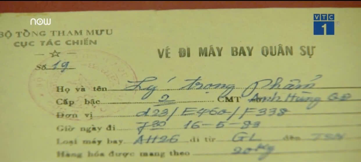 CÂU CHUYỆN THỜI HOA LỬA - Lý Trung Phẩm