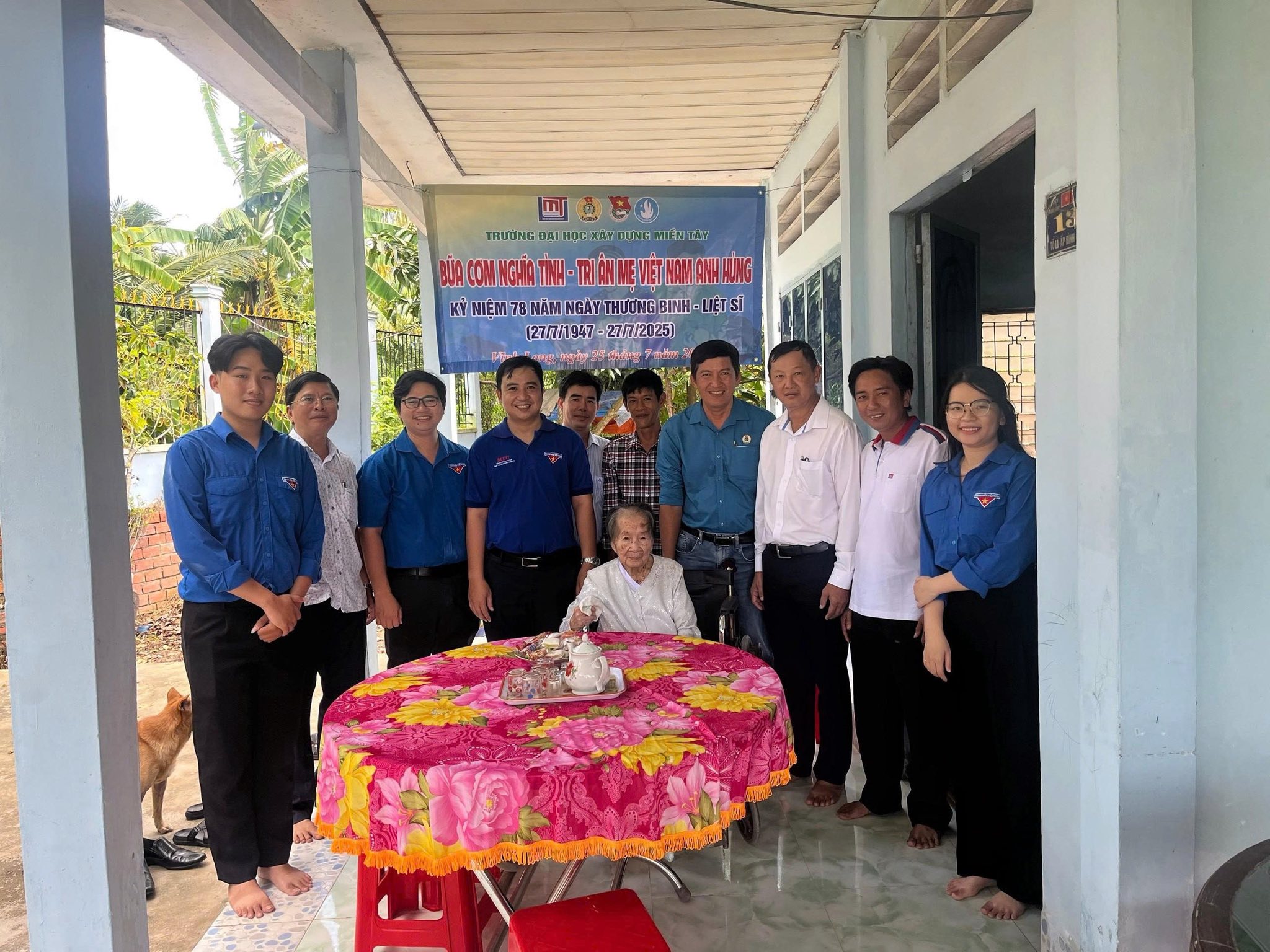 NGƯỜI MẸ “XÂY” ĐẤT NƯỚC TỪ TRÁI TIM