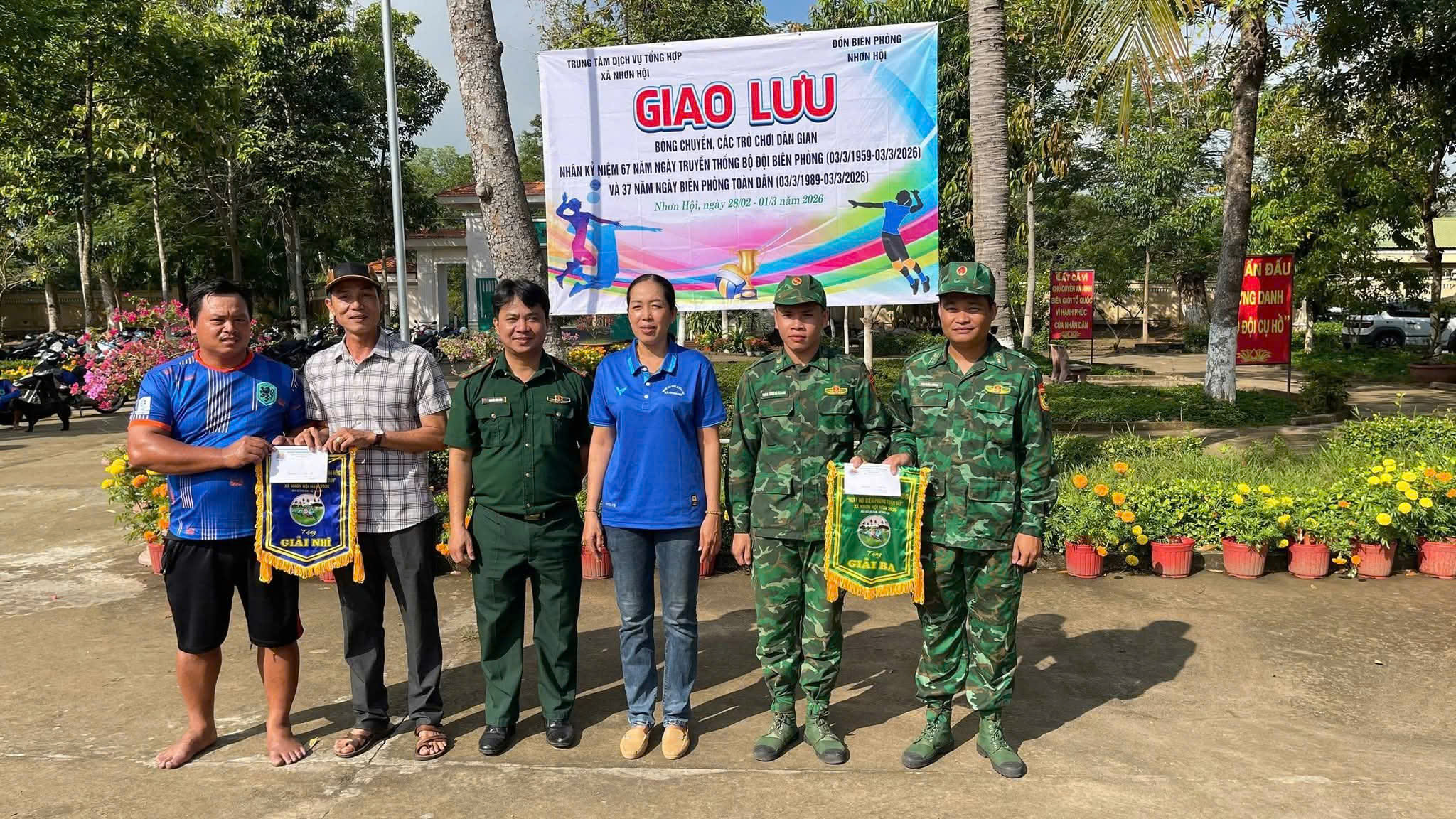 Nhơn Hội tổ chức giao lưu thể thao, trò chơi dân gian chào mừng Ngày Truyền thống Bộ đội Biên phòng