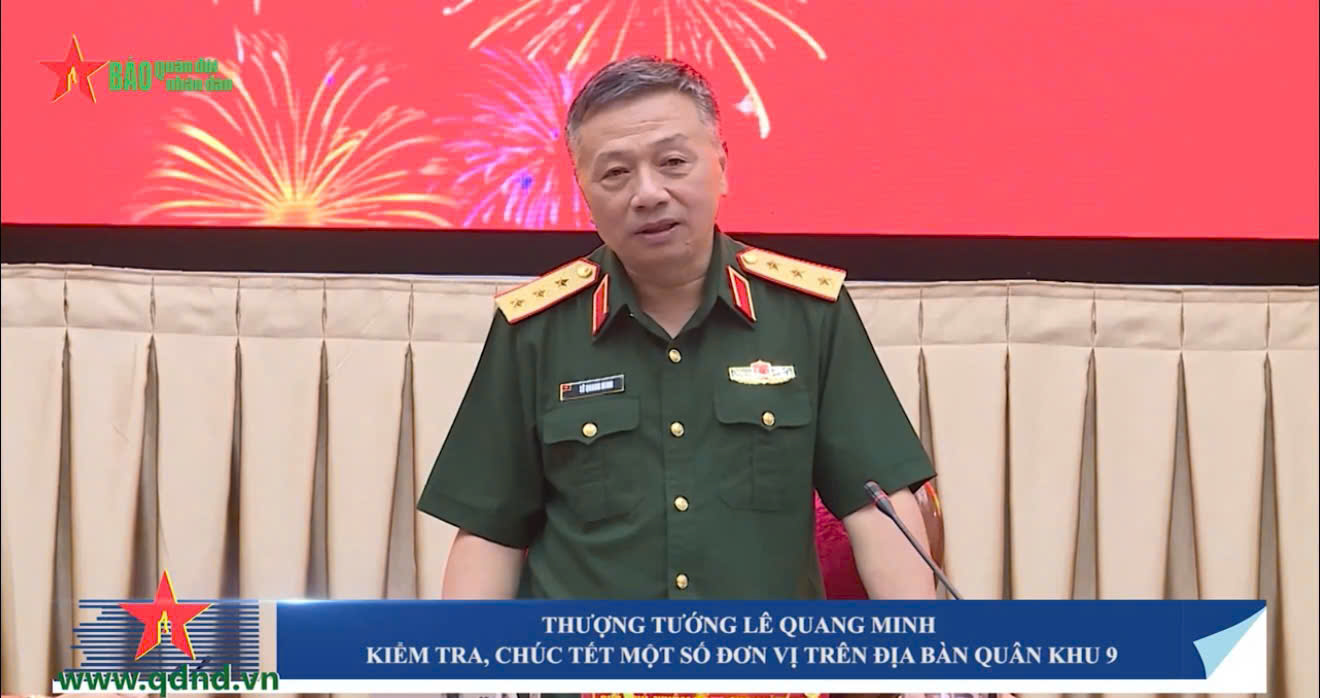 Tiếng harmonica trong đêm hành quân