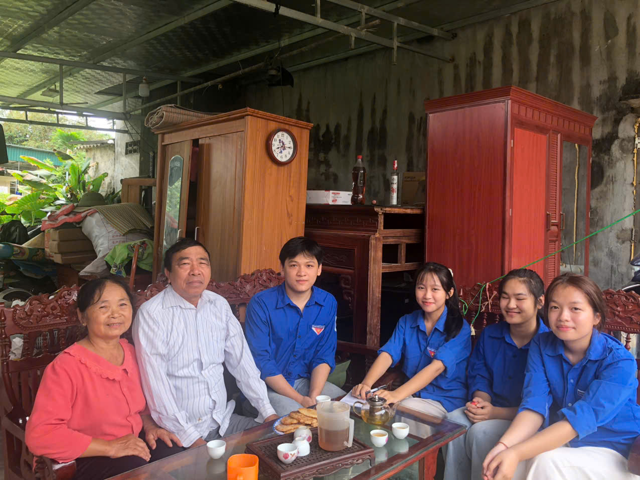 4.	CÂU CHUYỆN THỜI HOA LỬA CỦA BÁC HOÀNG VĂN NẪM