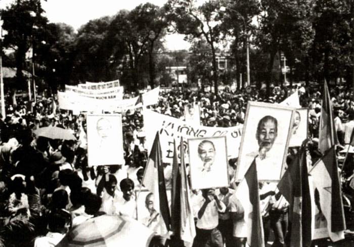 ĐẠI THẮNG MÙA XUÂN 1975 - BIỂU TƯỢNG CỦA KHÁT VỌNG HÒA BÌNH VÀ THỐNG NHẤT NON SÔNG
