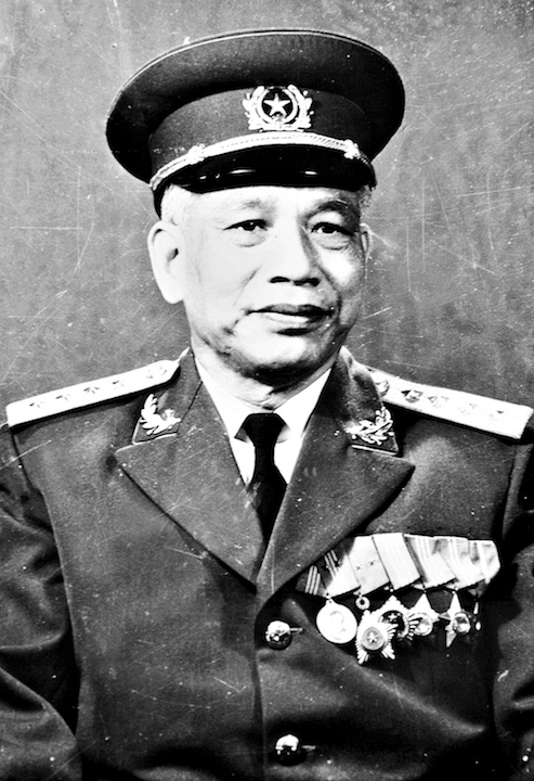 Văn Tiến Dũng – chỉ huy chiến dịch 1975