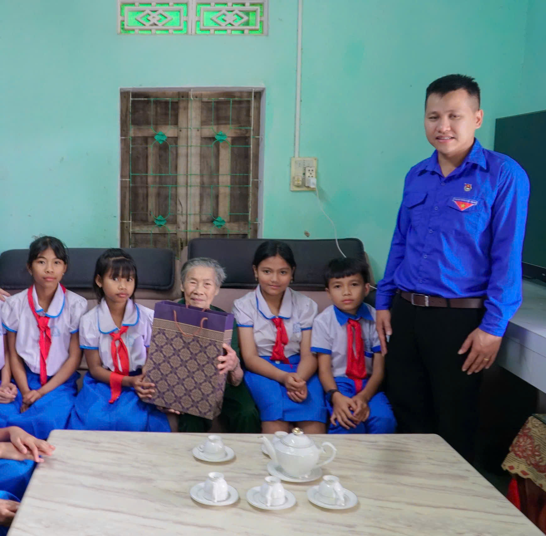 Hồi Ức Người Tù Kháng Chiến
