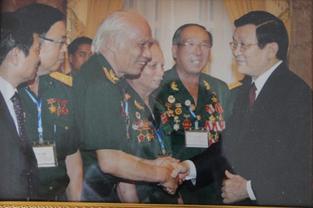 HUYỀN THOẠI CUỘC ĐỜI XẠ THỦ BẮN TỈA SỐ MỘT THỜI KHÁNG CHIẾN CHỐNG MỸ CỨU NƯỚC