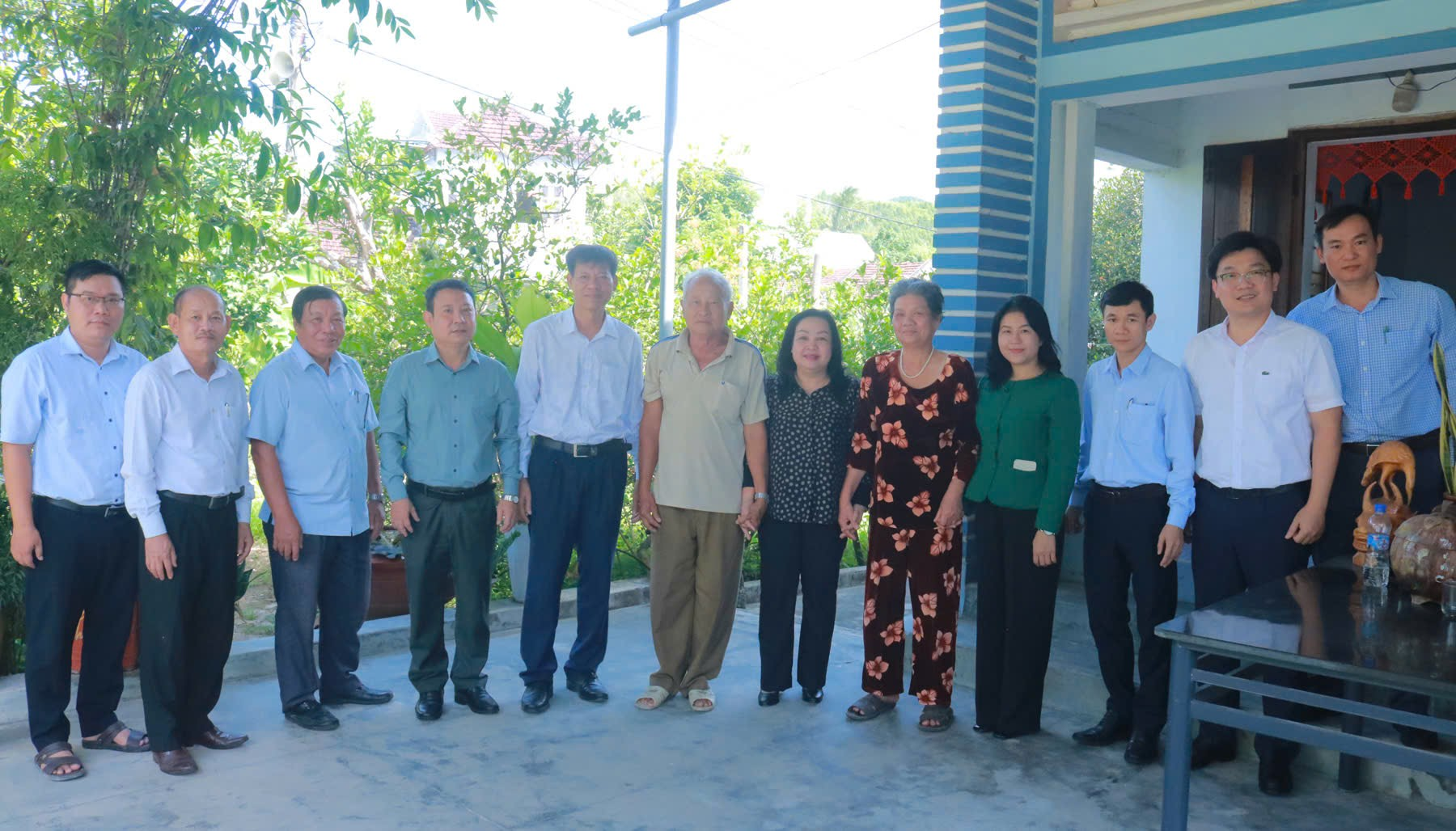 VẾT THƯƠNG DANH DỰ VÀ NGHỊ LỰC THÉP CỦA NGƯỜI PHỤ NỮ THỜI HOA LỬA