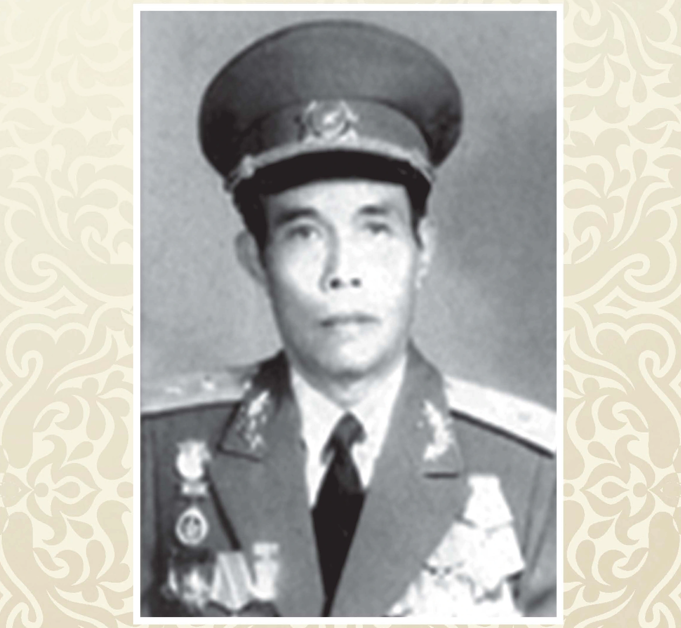 Trung tướng Bùi Thanh Vân 