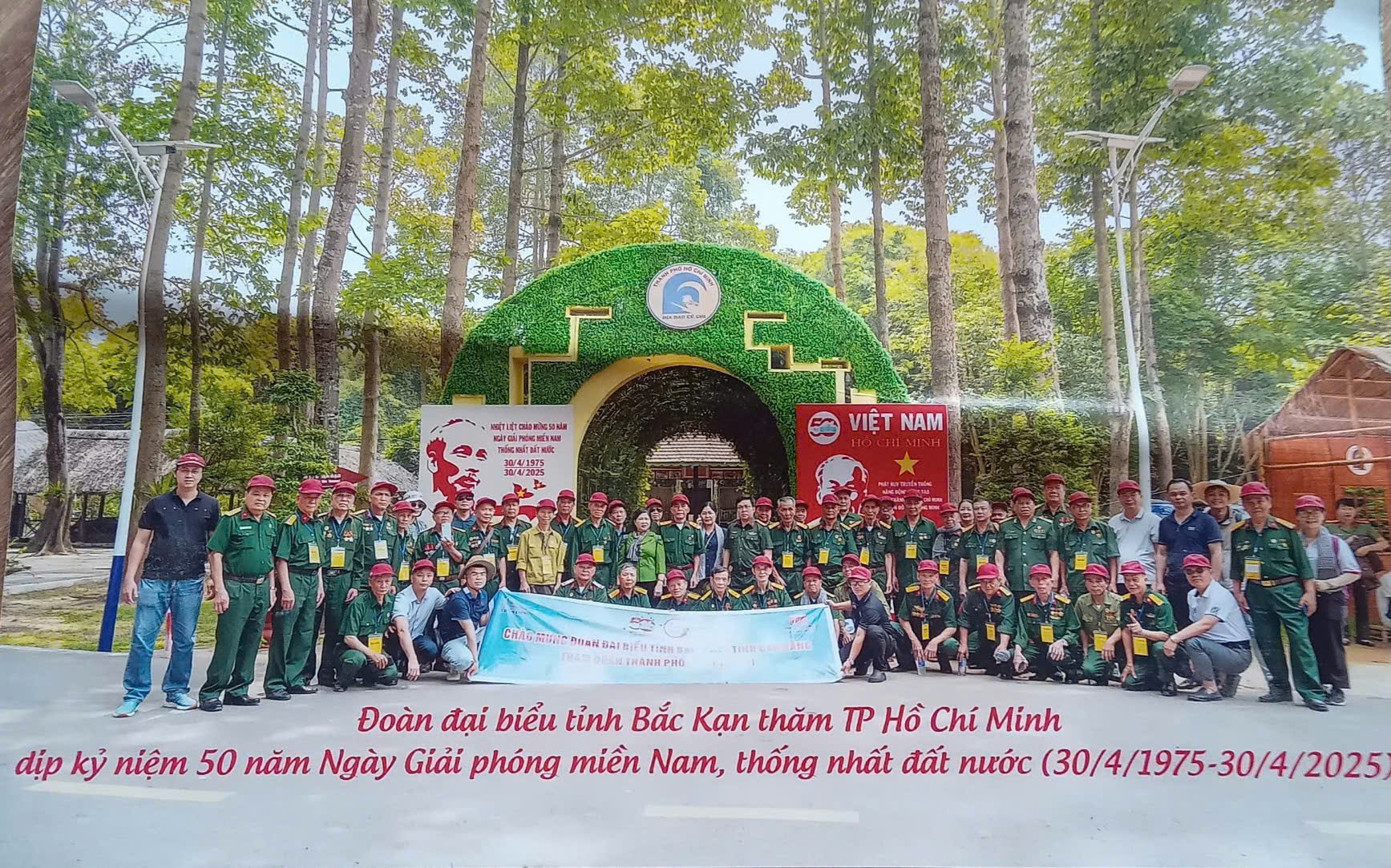 ÂM VANG MỘT THỜI KHÓI LỬA