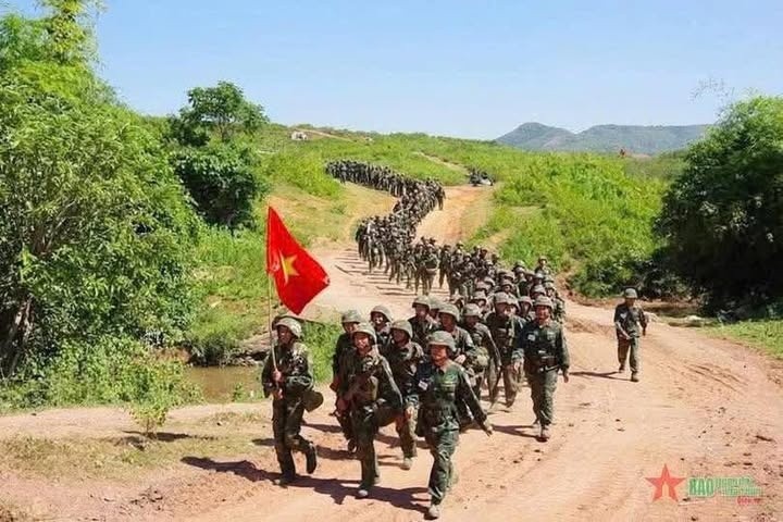 Trên đường hành quân xa (1)