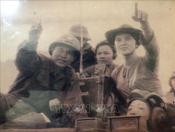 Chuyện cô gái trẻ ngồi trên xe tăng dẫn đường cho bộ đội tiến vào giải phóng Sài Gòn