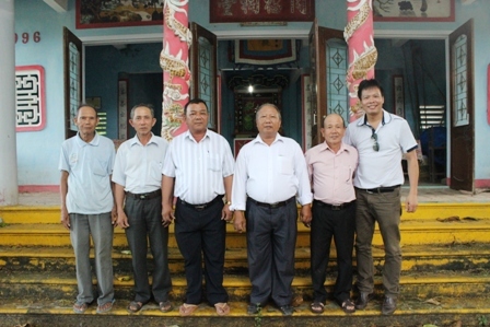 Anh hùng đồng phước hiến