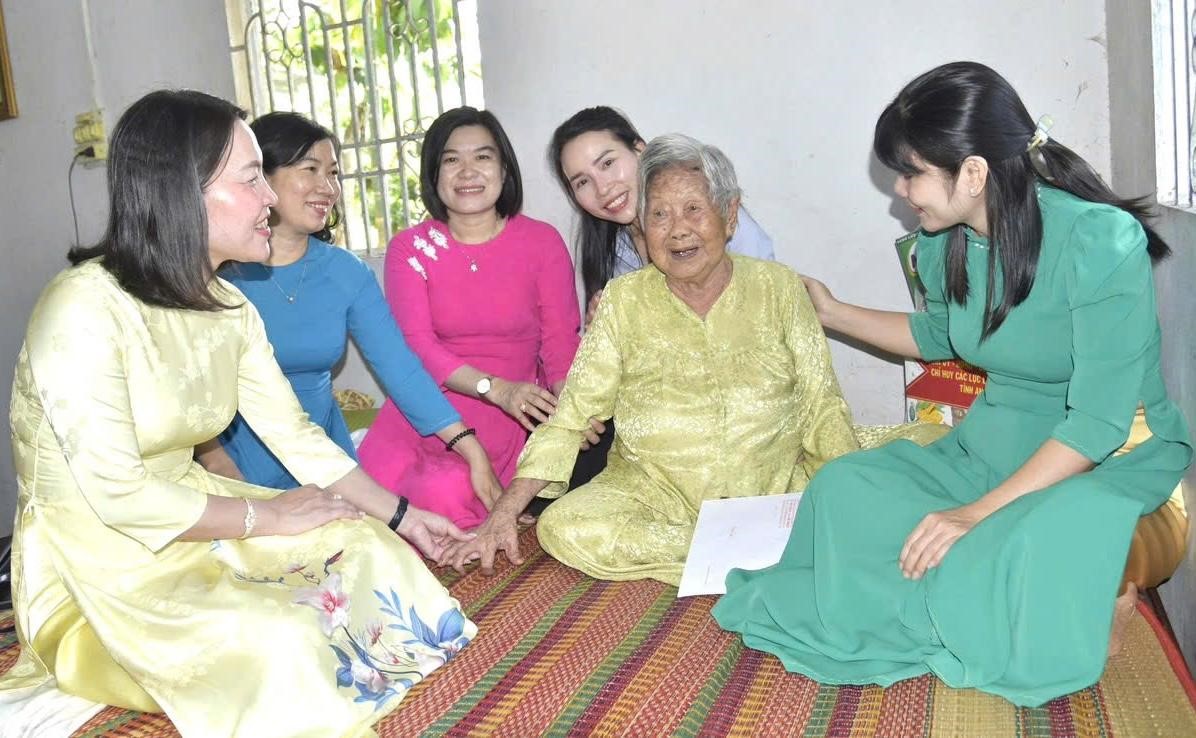 Mẹ Việt Nam Anh hùng Trịnh Thị Hoa - người mẹ giàu lòng yêu nước và đức hy sinh