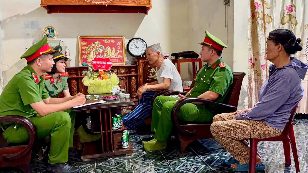 DẤU CHÂN NGƯỜI LÍNH NƠI BIÊN GIỚI TÂY NAM (1)