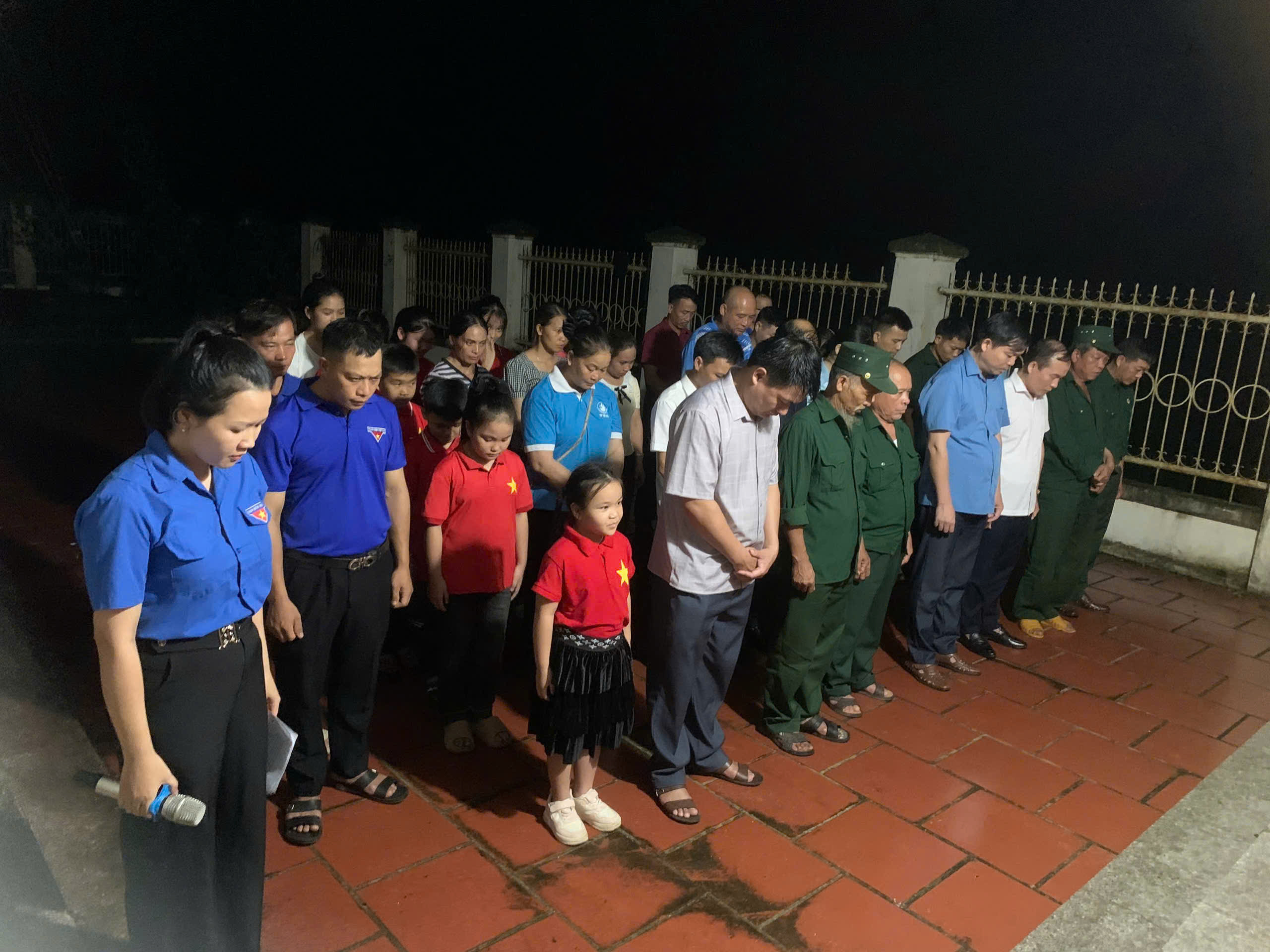 ĐOÀN THANH NIÊN XÃ VĨNH THÔNG TỔ CHỨC LỄ THẮP NẾN TRI ÂN KỶ NIỆM 78 NĂM NGÀY THƯƠNG BINH - LIỆT SỸ (27/7/1947 – 27/7/2025)
