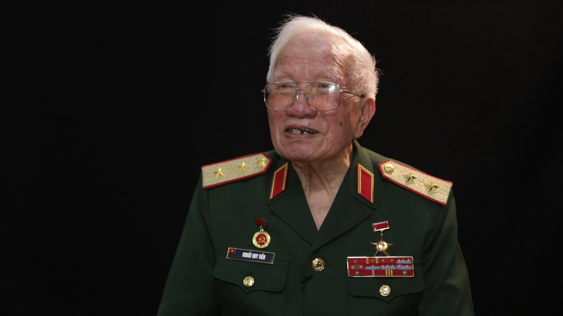 Khuất Duy Tiến