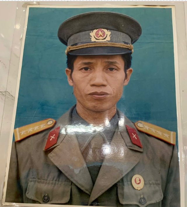 CÂU CHUYỆN THỜI HOA LỬA – ĐỒNG VĂN KHÁNH