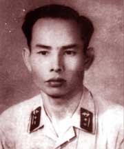“Người thuyền trưởng bất tử giữa biển khơi” - Nguyễn Phan Vinh