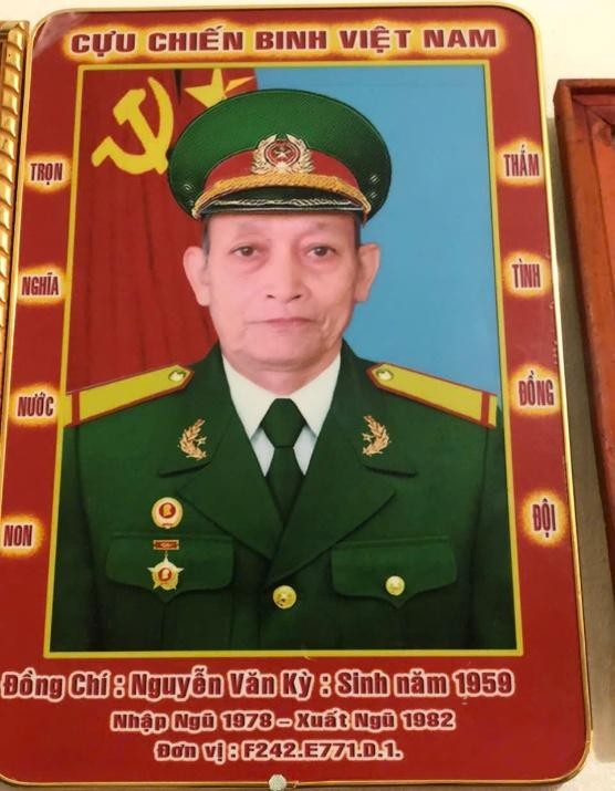 CÂU CHUYỆN THỜI HOA LỬA - NGUYỄN VĂN KỲ 