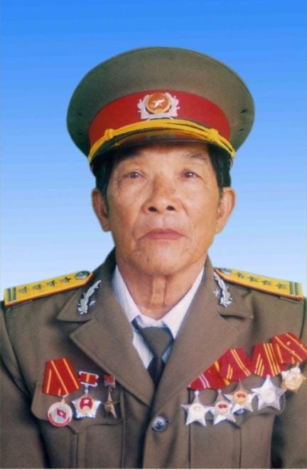 Đại tá NGUYỄN TẤN ĐANG