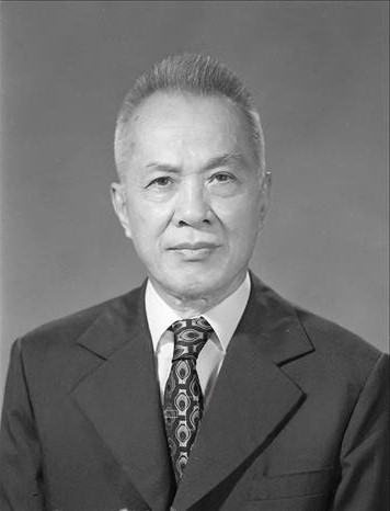 Nguyễn Hữu Thọ nhà lãnh đạo gần dân, vì dân