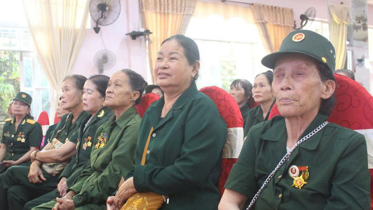 cau chuyen lich su so 62