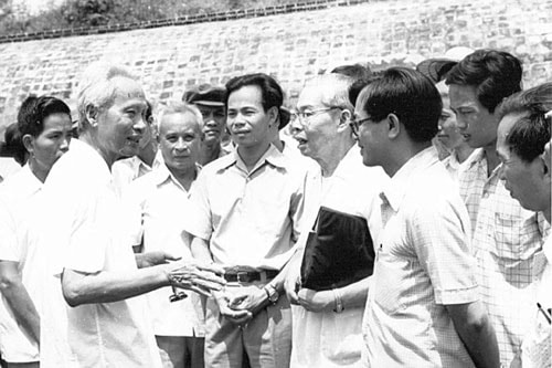 Phạm Văn Đồng - Nhà lãnh đạo kiệt xuất, tấm gương mẫu mực của người cộng sản suốt đời vì nước, vì dân
