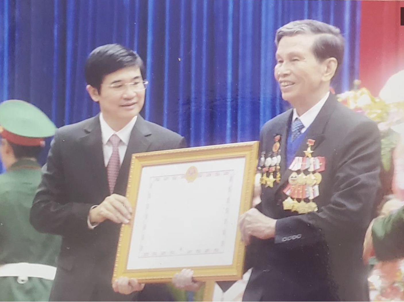 NGƯỜI CHỈ HUY TRONG TRẬN ĐÁNH "NỞ HOA TRONG LÒNG ĐỊCH"