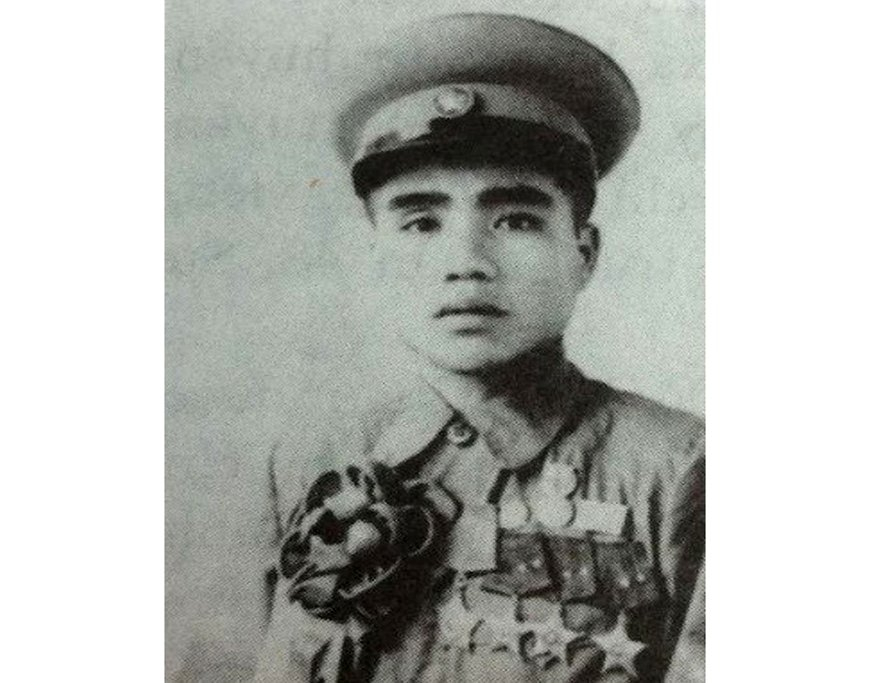 Anh hùng Lực lượng vũ trang nhân dân Dương Quảng Châu - Chiến sĩ quân báo mưu trí, dũng cảm