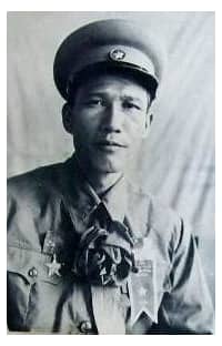 	Lộc Văn Trọng - Trung đội phó lái xe ô tô thuộc Cục Vận tải, Tổng cục Hậu cần.