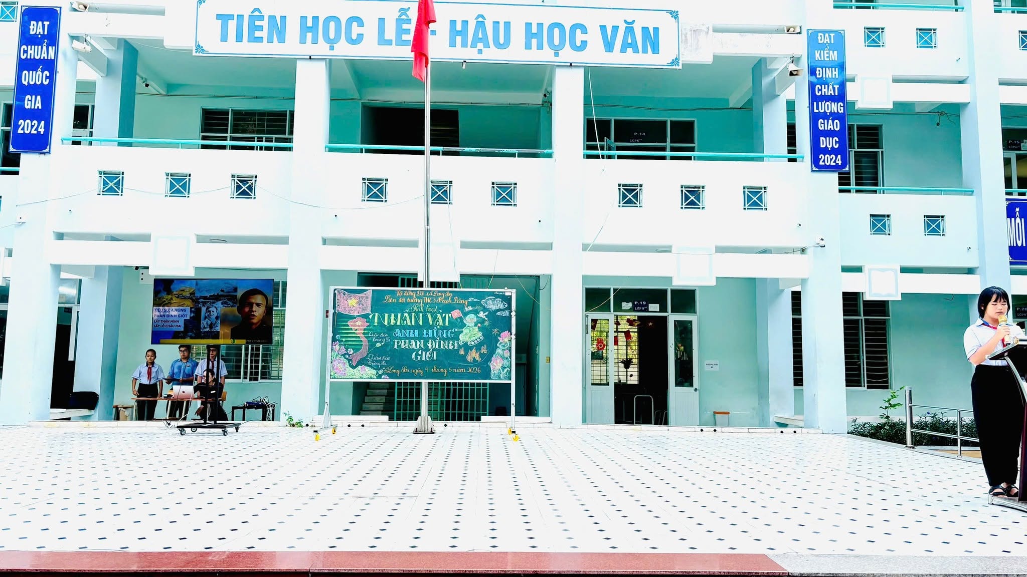 Anh hùng Phan Đình Giót