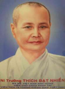Mẹ VNAH Võ Thị Tư - Ngọn đèn chùa không bao giờ tắt