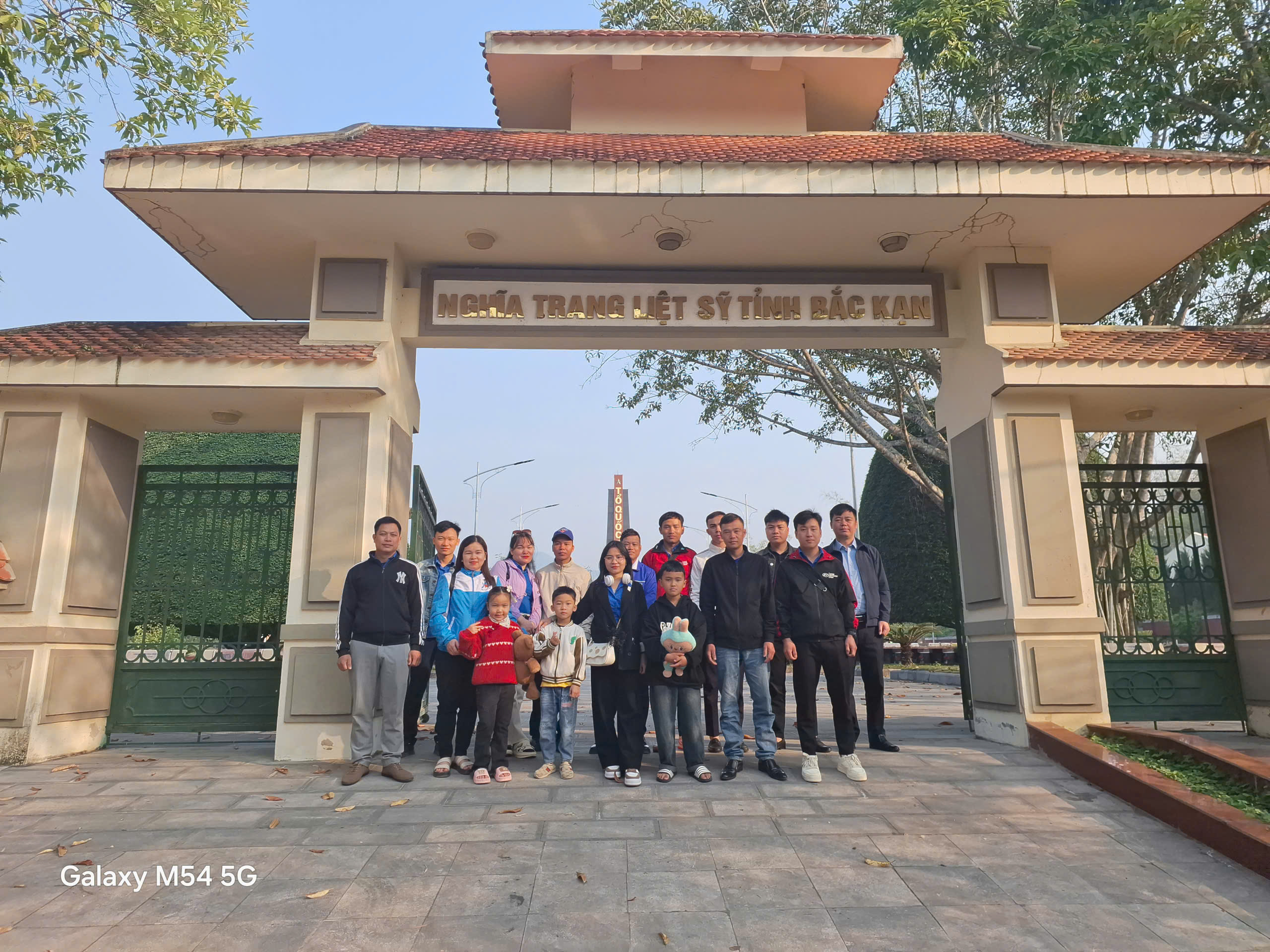 Về thăm Nghĩa trang liệt sỹ Bắc Kạn
