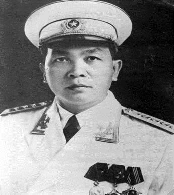 NGỌN LỬA TRONG TIM NGƯỜI ĐẠI TƯỚNG (1)