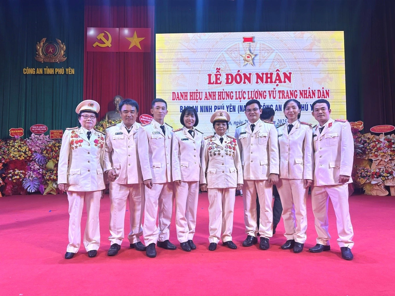 LÊ THỊ MINH HÃNH - HUYỀN THOẠI NỮ BIỆT ĐỘNG